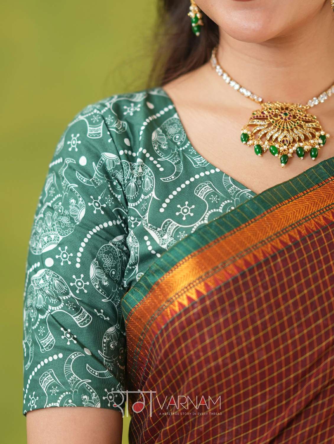 women checkered narayanpet saree with blouse - 22145126 -  Standard Image - 5