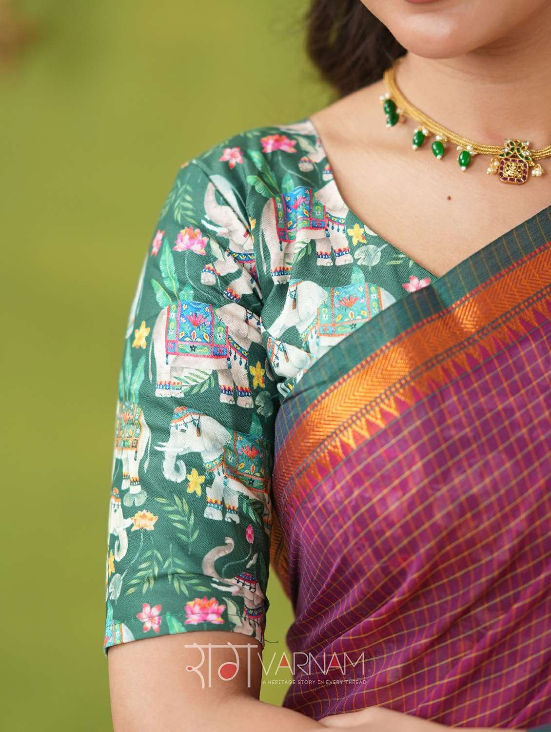 women checkered narayanpet saree with blouse - 22145128 -  Standard Image - 5