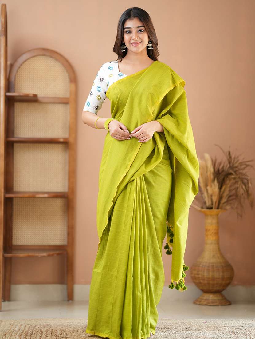 women solid handloom saree with blouse - 22145138 - Zoom Image - 0