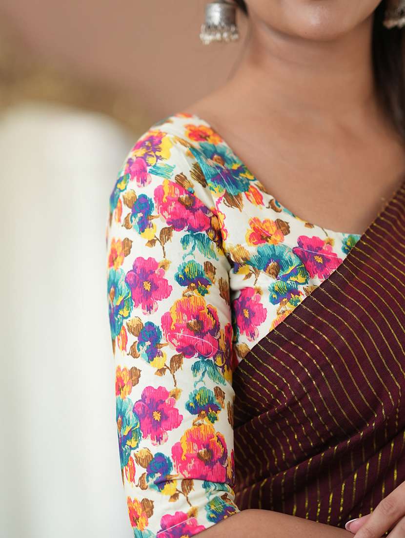 women striped handloom saree with blouse - 22145141 - Standard Image - 8