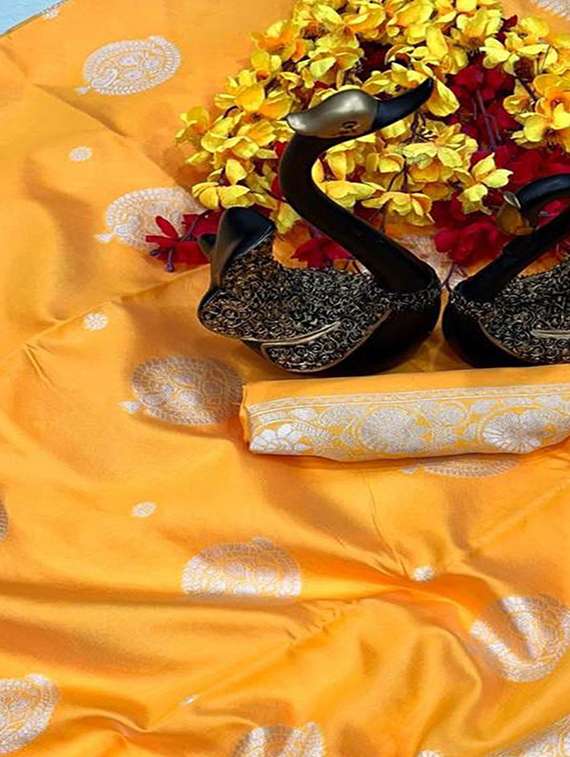 women self design banarasi saree with blouse - 22145233 -  Standard Image - 5