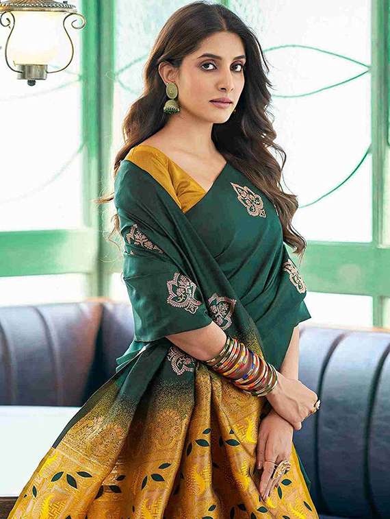 women self design banarasi saree with blouse - 22145303 -  Standard Image - 3