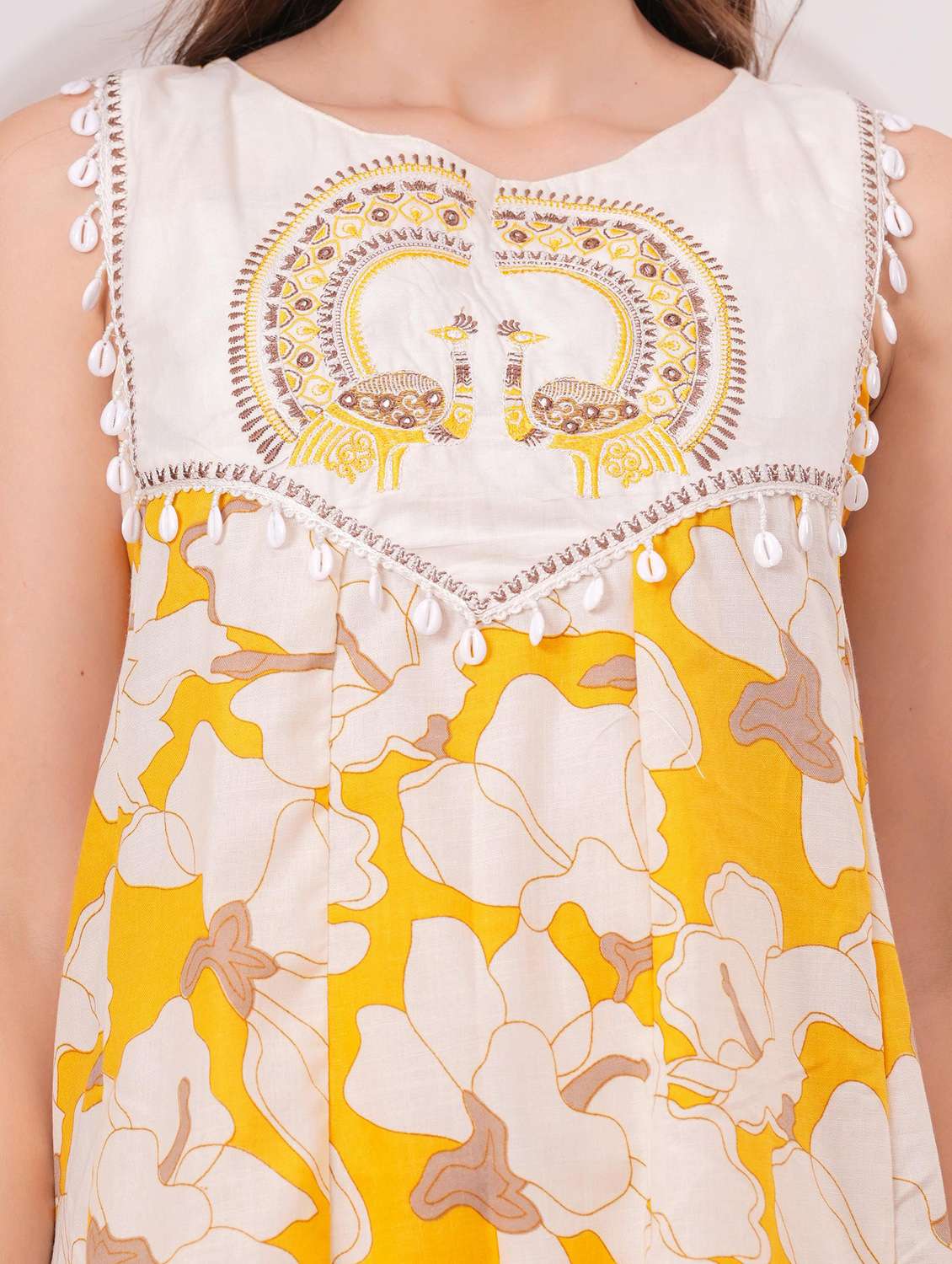 women floral printed sleeveless a-line ethnic dress - 22145857 - Standard Image - 5