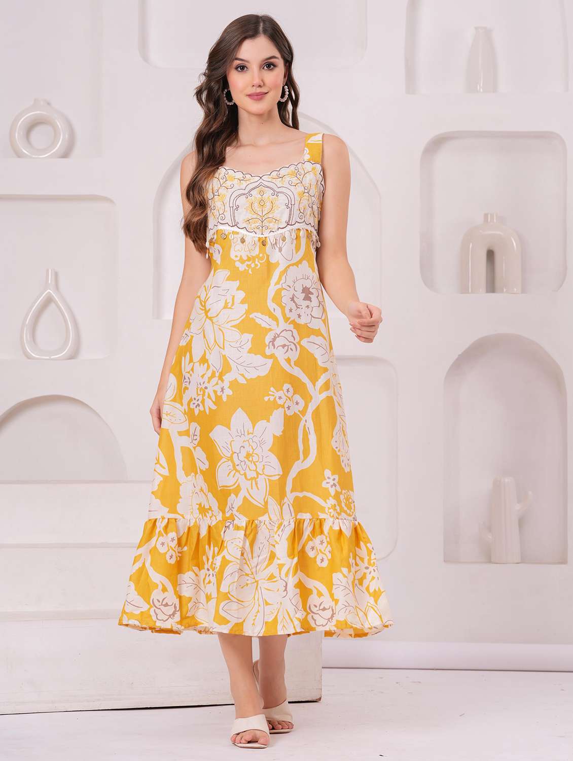 women floral printed sleeveless tiered dress - 22145865 - Zoom Image - 0
