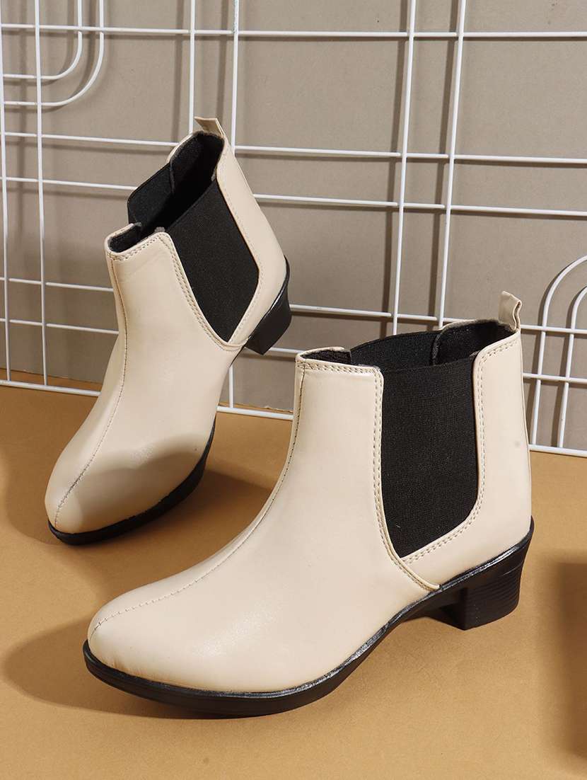 women solid slip on boot