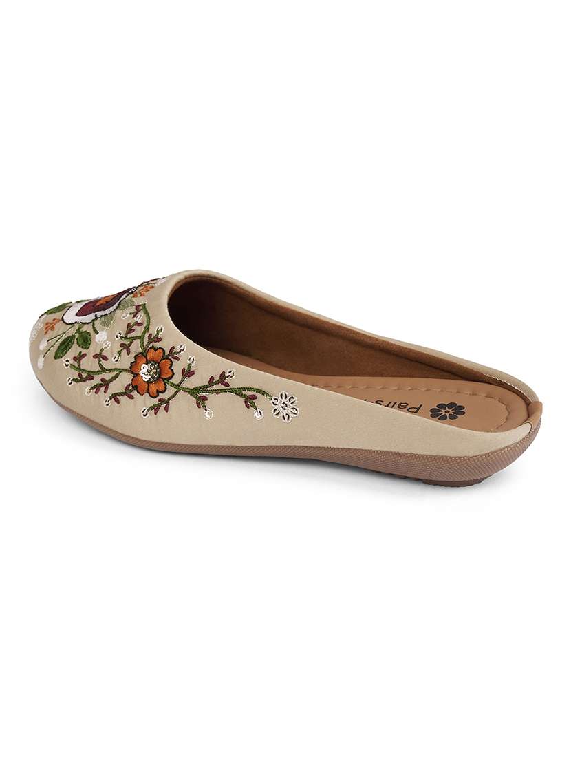 women embroidered slip on jutis - 22146566 -  Standard Image - 3