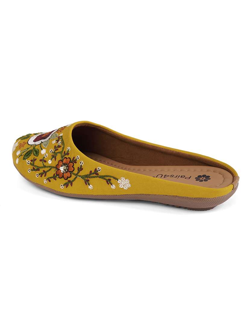 women embroidered slip on jutis - 22146568 -  Standard Image - 3