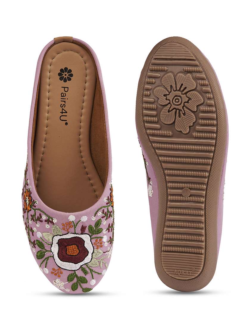 women embroidered slip on jutis - 22146569 -  Standard Image - 5