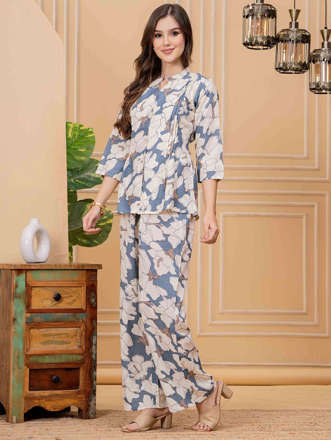 women three quarter sleeve regular fit ethnic co-ord set - 22146632 -  Standard Image - 3