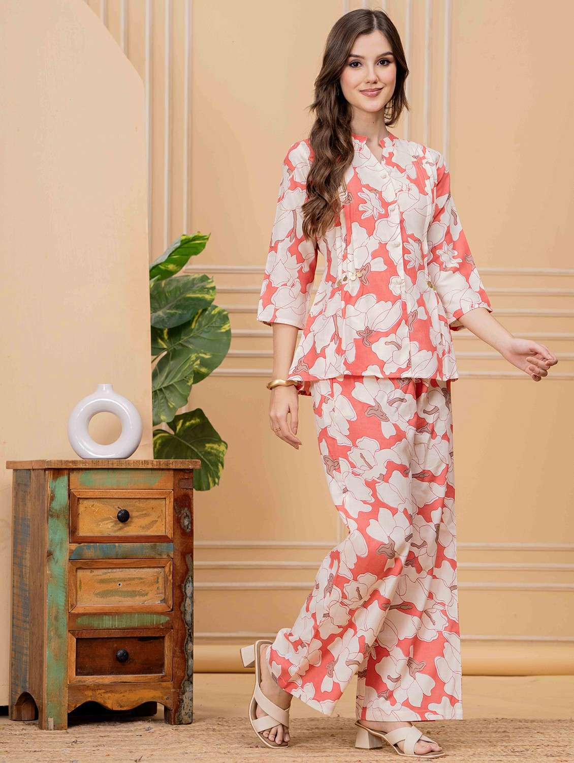 women three quarter sleeve regular fit ethnic co-ord set - 22146633 -  Standard Image - 3