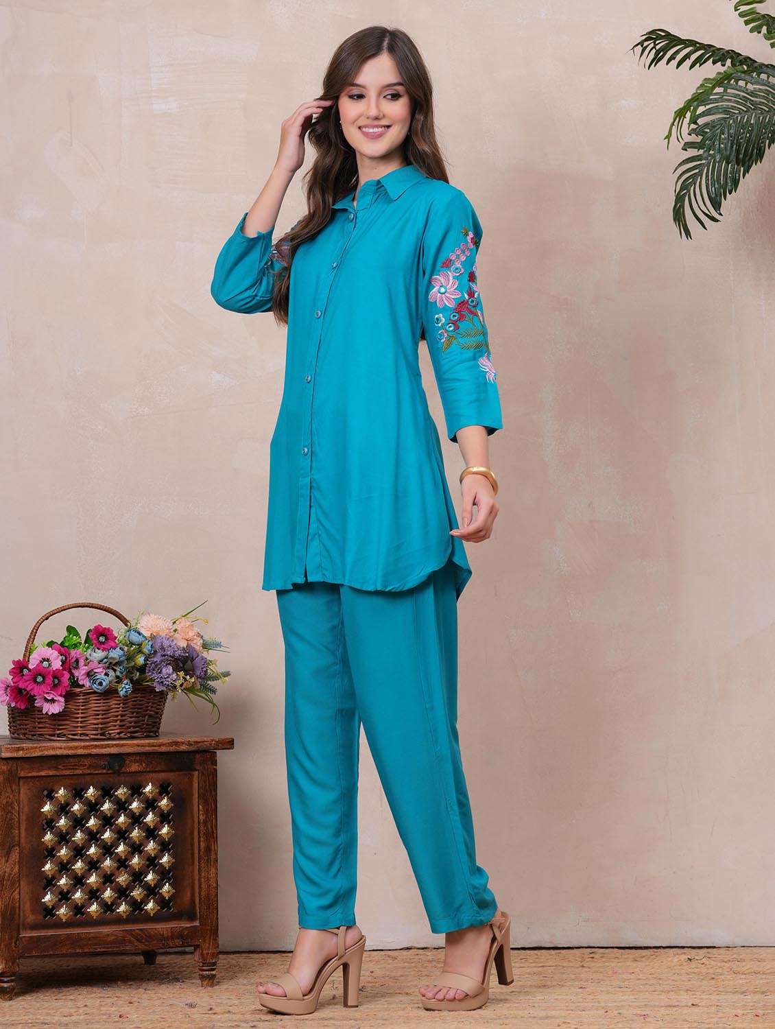 women three quarter sleeve regular fit ethnic co-ord set - 22146638 -  Standard Image - 3