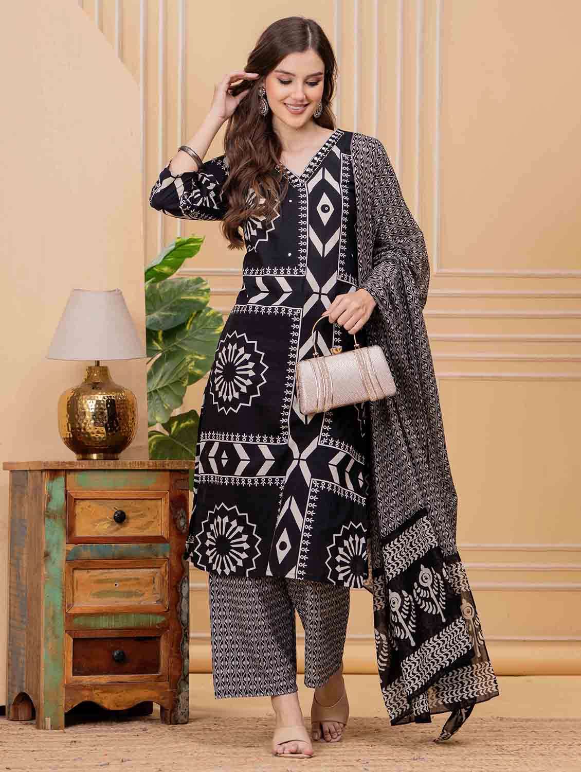women geometric printed three quarter sleeve kurta pant with dupatta set - 22146651 -  Zoom Image - 0