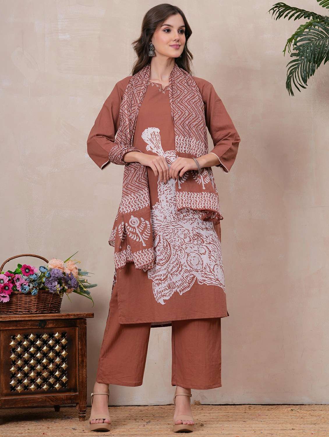 women printed three quarter sleeve kurta pant with dupatta set - 22146653 - Standard Image - 3
