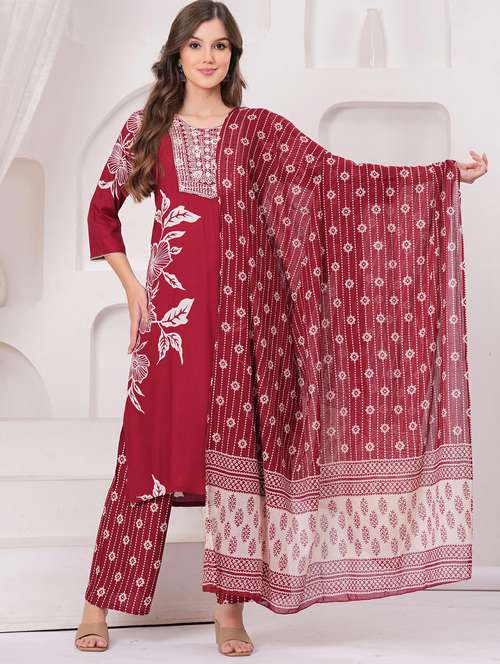 women floral printed three quarter sleeve kurta pant with dupatta set - 22146657 - Standard Image - 0