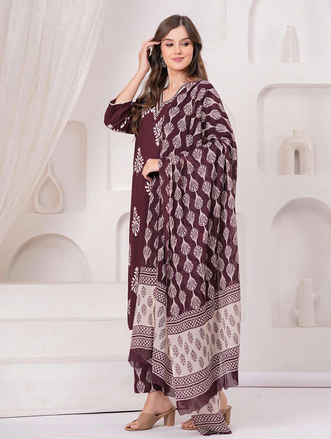 women printed three quarter sleeve kurta pant with dupatta set - 22146658 - Standard Image - 3
