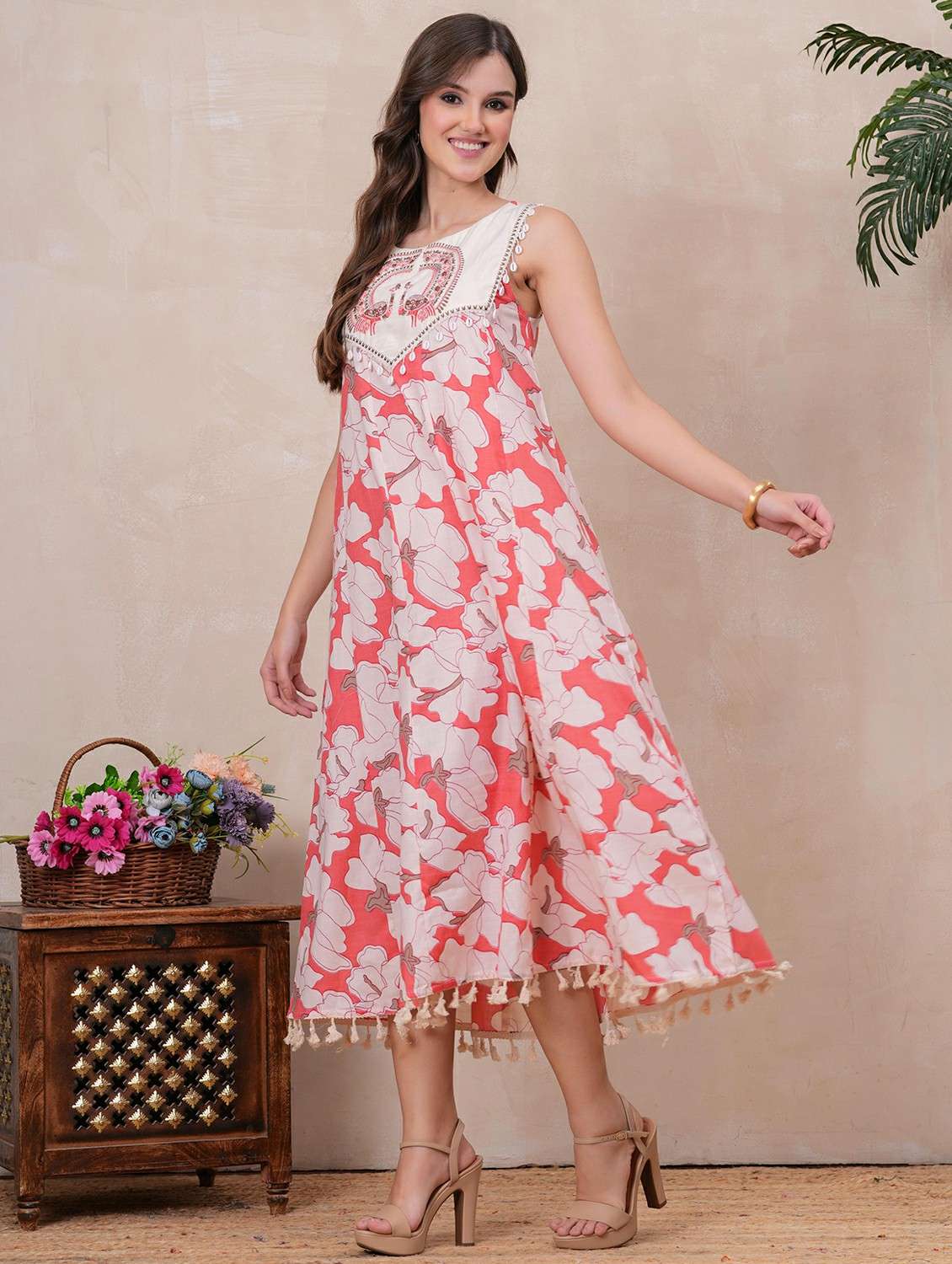 women floral sleeveless a-line ethnic dress - 22146670 - Standard Image - 3