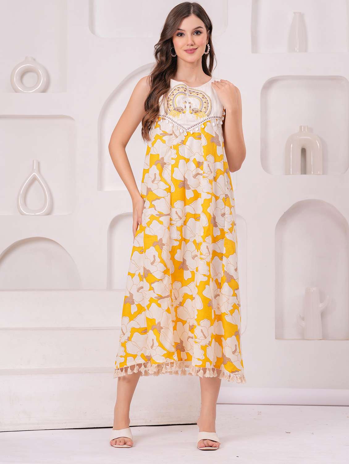 women floral sleeveless a-line ethnic dress