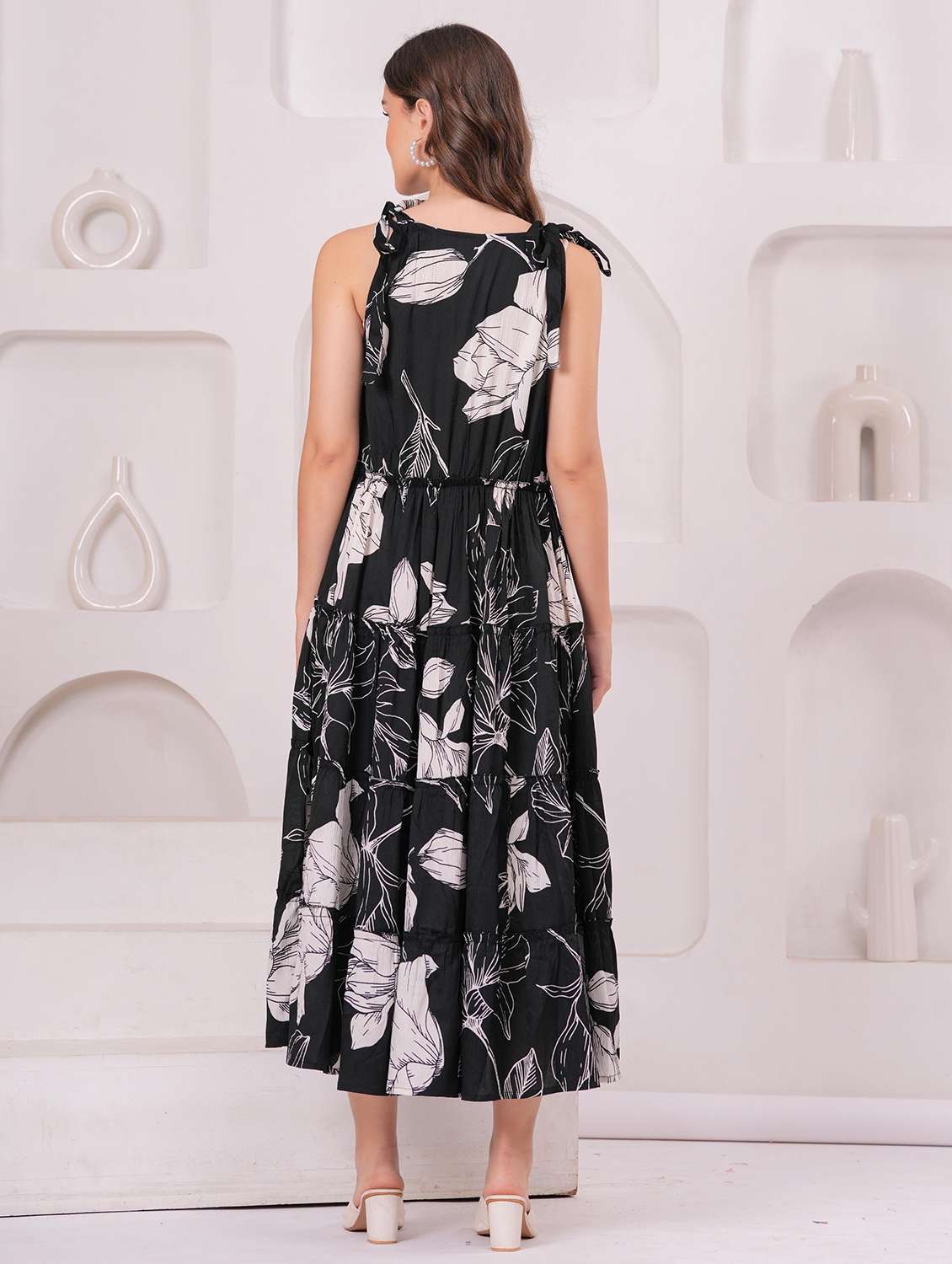 women floral printed shoulder strap tiered dress - 22146673 - Standard Image - 3
