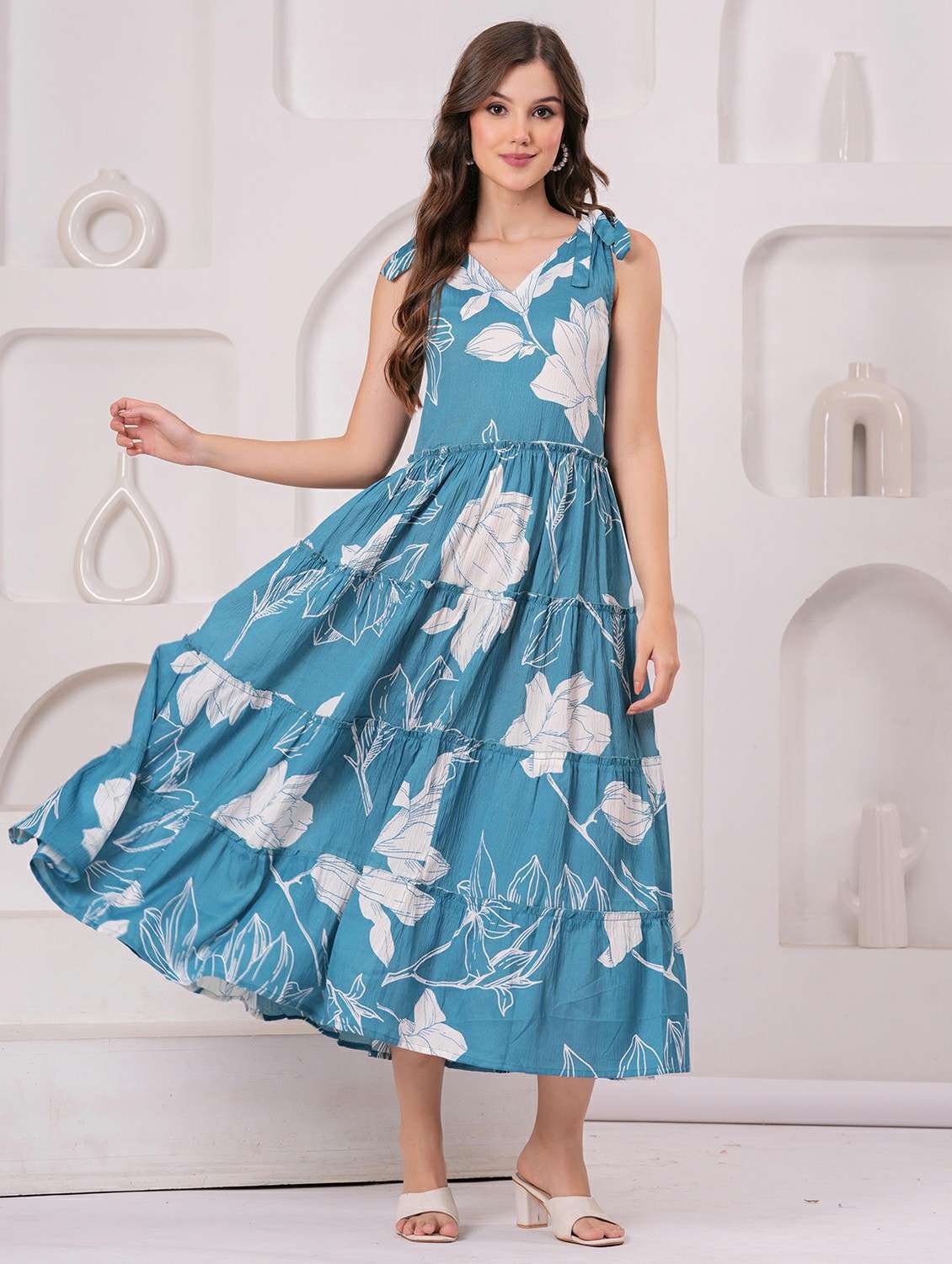 women floral printed shoulder strap tiered dress - 22146676 - Standard Image - 3