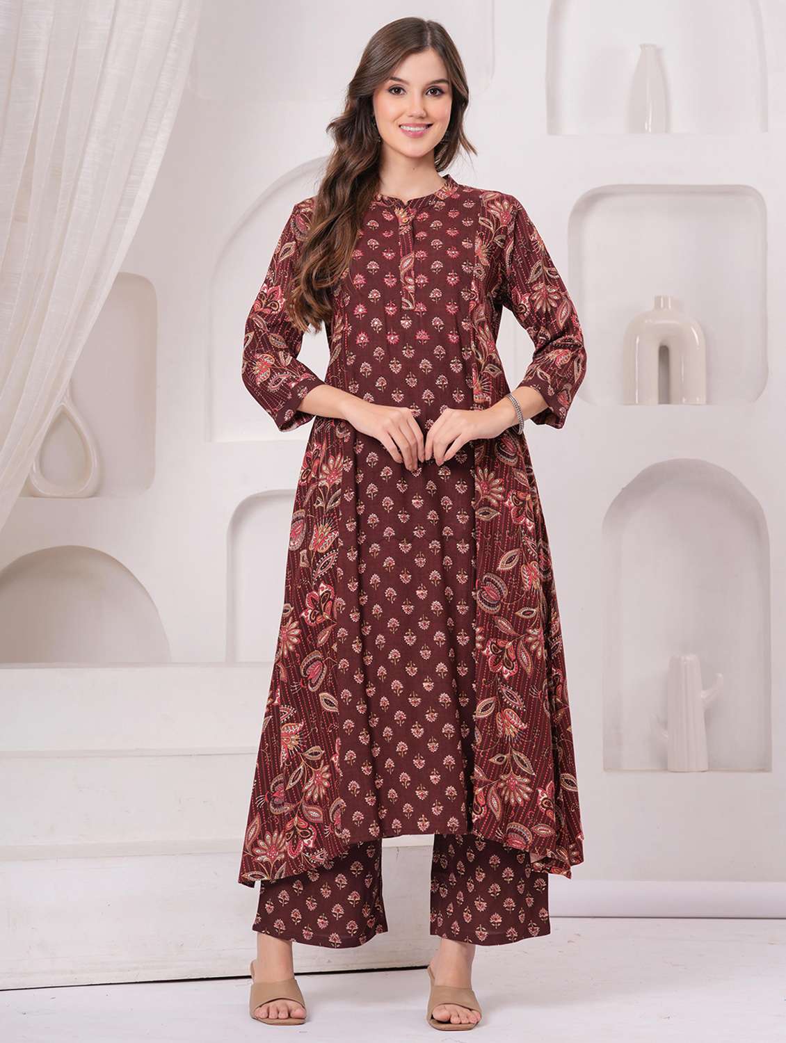 women floral three quarter sleeve kurta pant set - 22146739 -  Zoom Image - 0