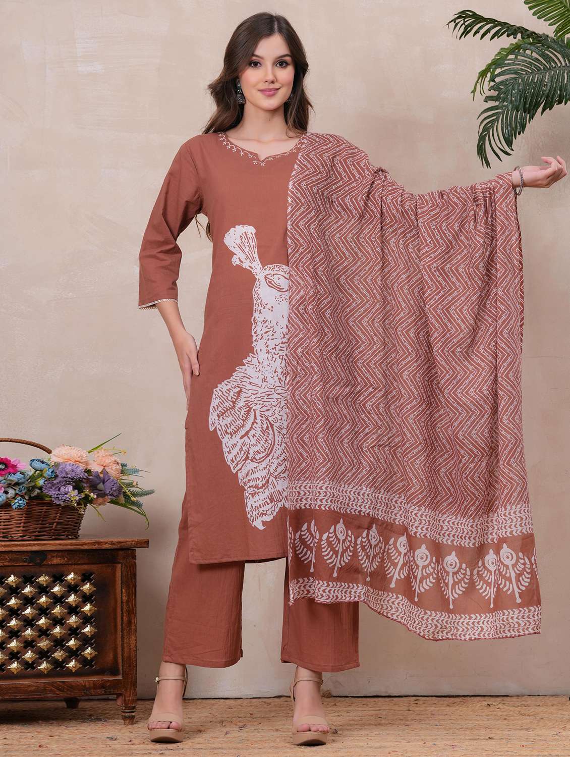 women printed three quarter sleeve kurta pant with dupatta set - 22146745 -  Zoom Image - 0