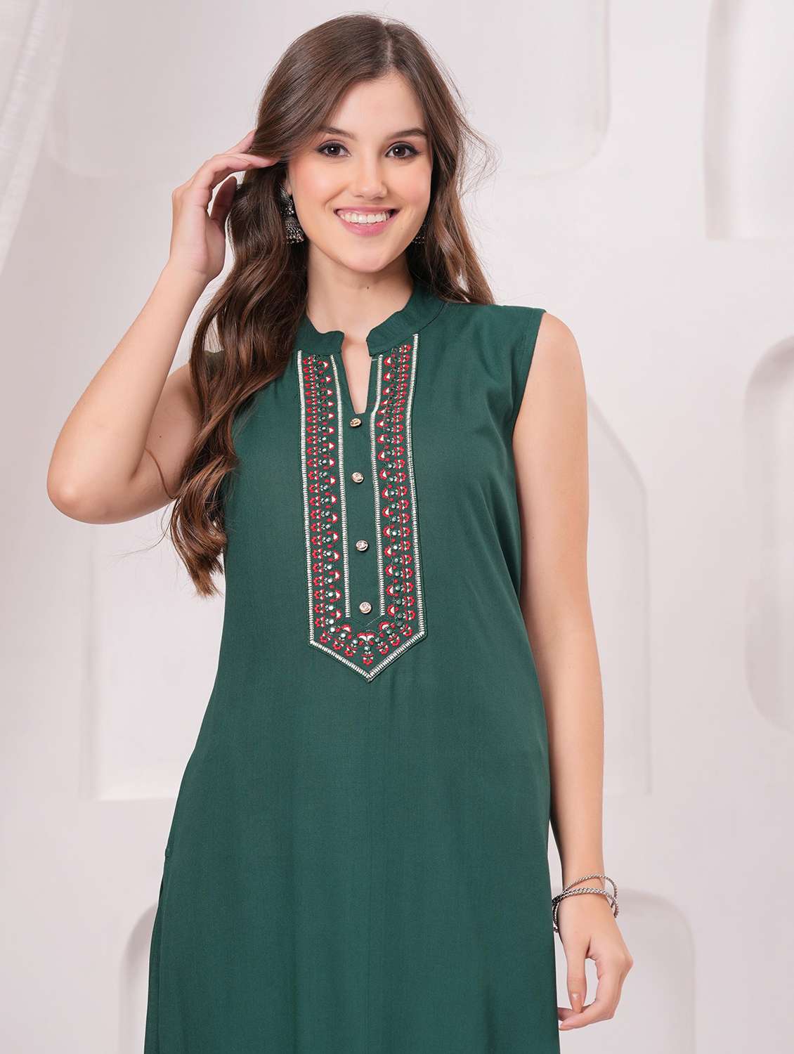 women embroidered sleeveless kurta palazzo set - 22146755 -  Standard Image - 5