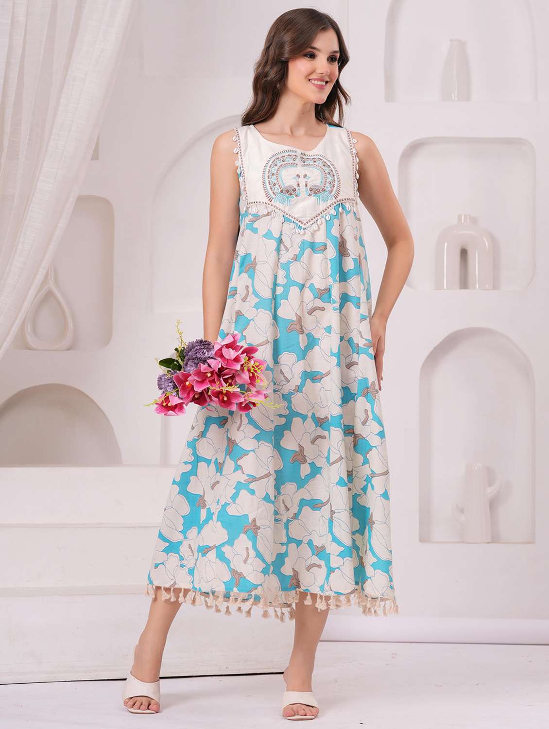 women floral sleeveless a-line ethnic dress - 22146763 -  Zoom Image - 0
