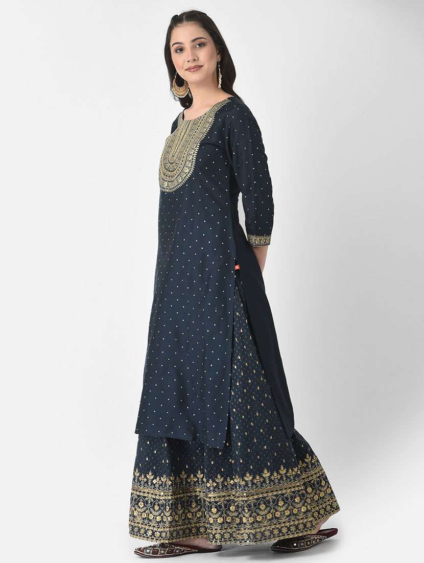 women embroidered three quarter sleeve straight kurta - 22146775 -  Standard Image - 3