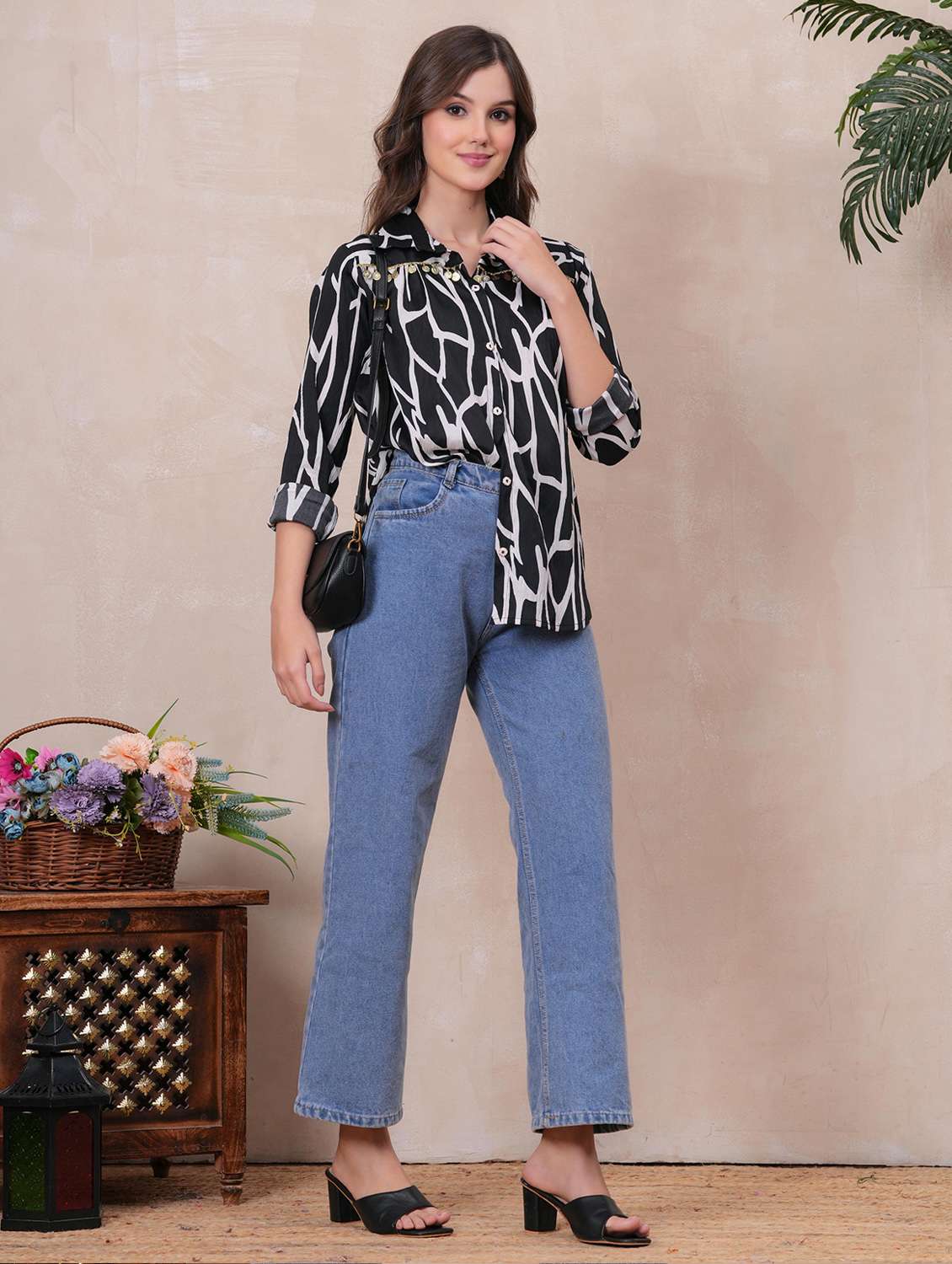 women printed collared long sleeve regular shirt - 22146802 -  Standard Image - 3