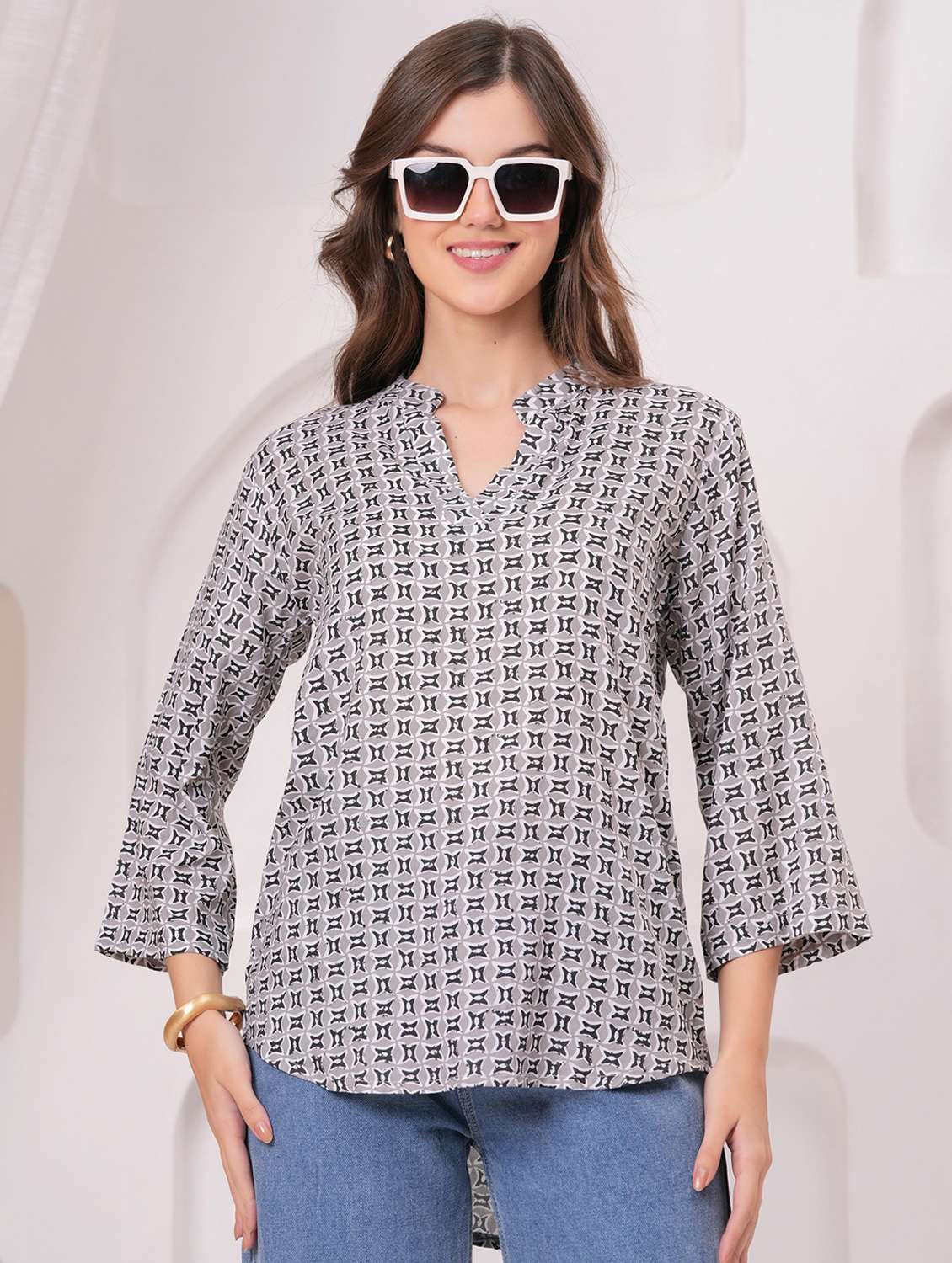 women printed three quarter sleeve ethnic top
