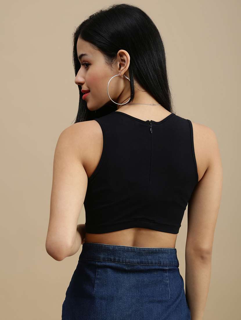 women solid sleeveless crop top