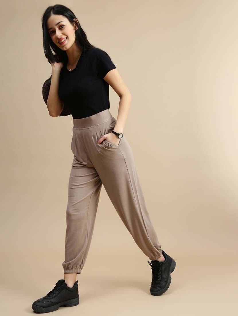 women solid short sleeve crop top - 22146886 -  Standard Image - 3