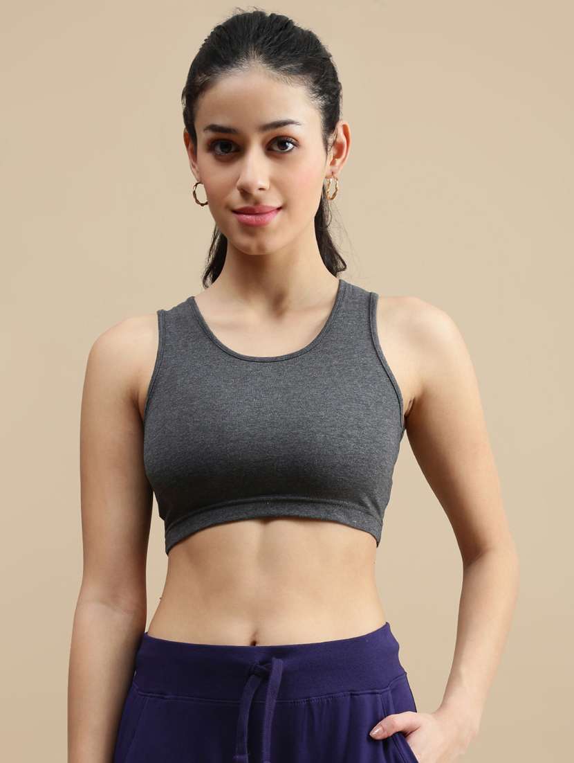 women solid sleeveless crop top
