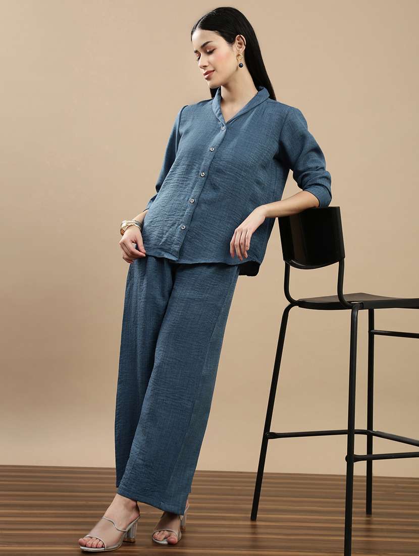 women solid collared short sleeve shirt - 22146909 -  Standard Image - 3