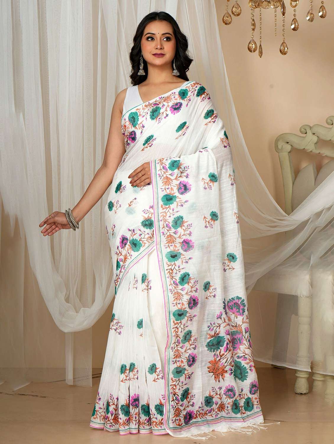 women floral printed saree with blouse
