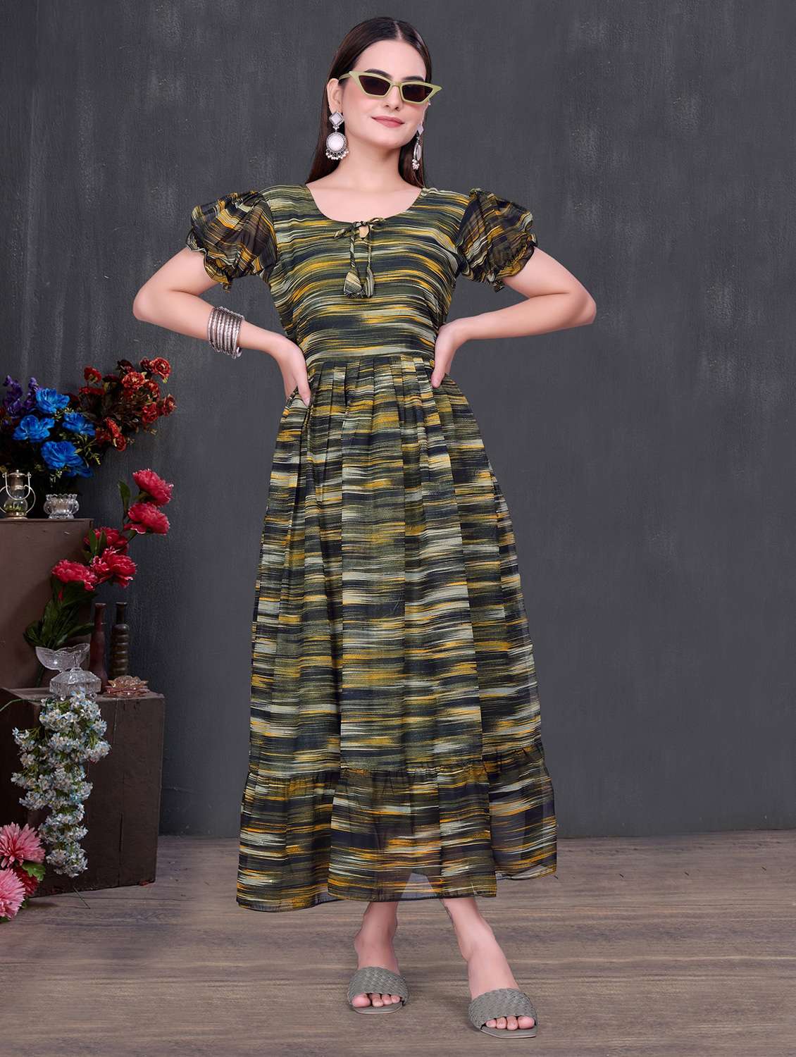 women printed puff sleeve tiered dress