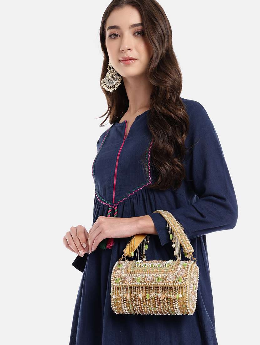 beige embellished velvet party clutch with handle - 22147167 - Standard Image - 5