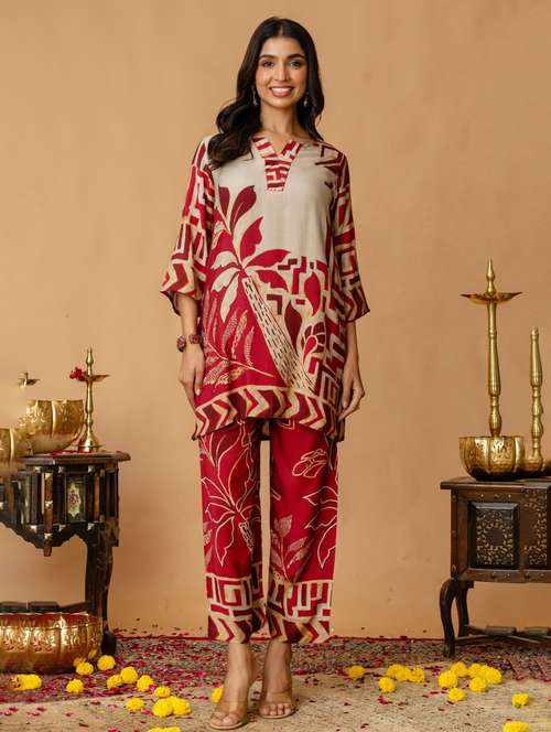 women three quarter sleeve regular fit ethnic co-ord set - 22147204 -  Standard Image - 0