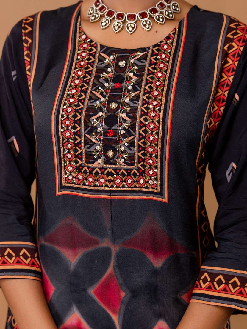 women printed three quarter sleeve kurta pant with dupatta set - 22147208 -  Standard Image - 5