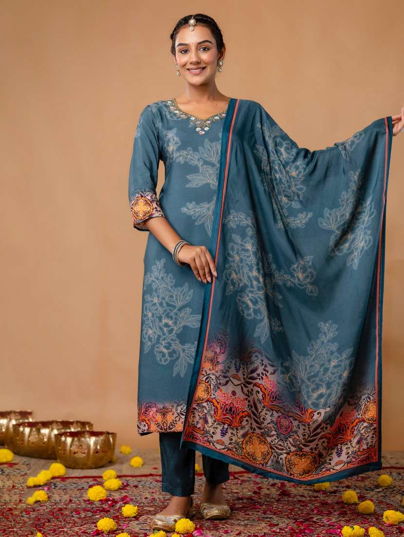 women printed three quarter sleeve kurta pant with dupatta set