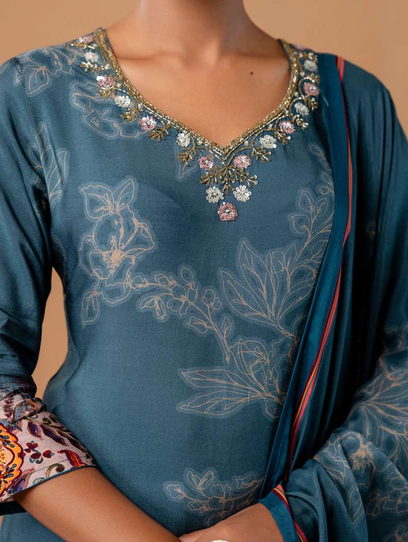 women printed three quarter sleeve kurta pant with dupatta set - 22147210 -  Standard Image - 5