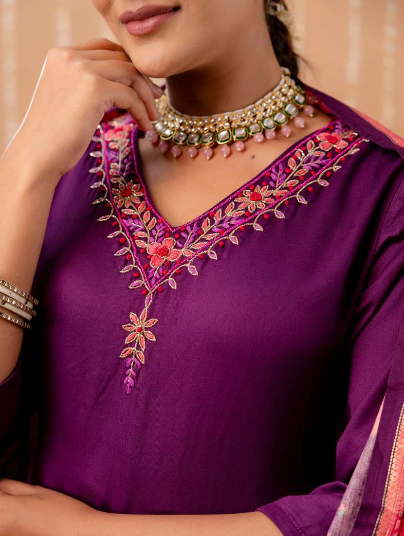 women embroidered three quarter sleeve kurta pant with dupatta set - 22147217 -  Standard Image - 5