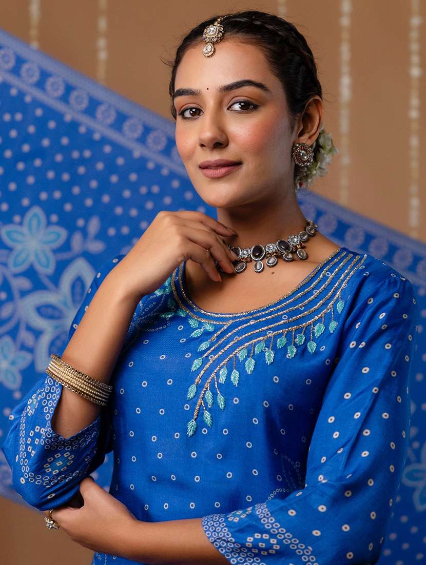 women printed three quarter sleeve kurta pant with dupatta set - 22147221 -  Standard Image - 5