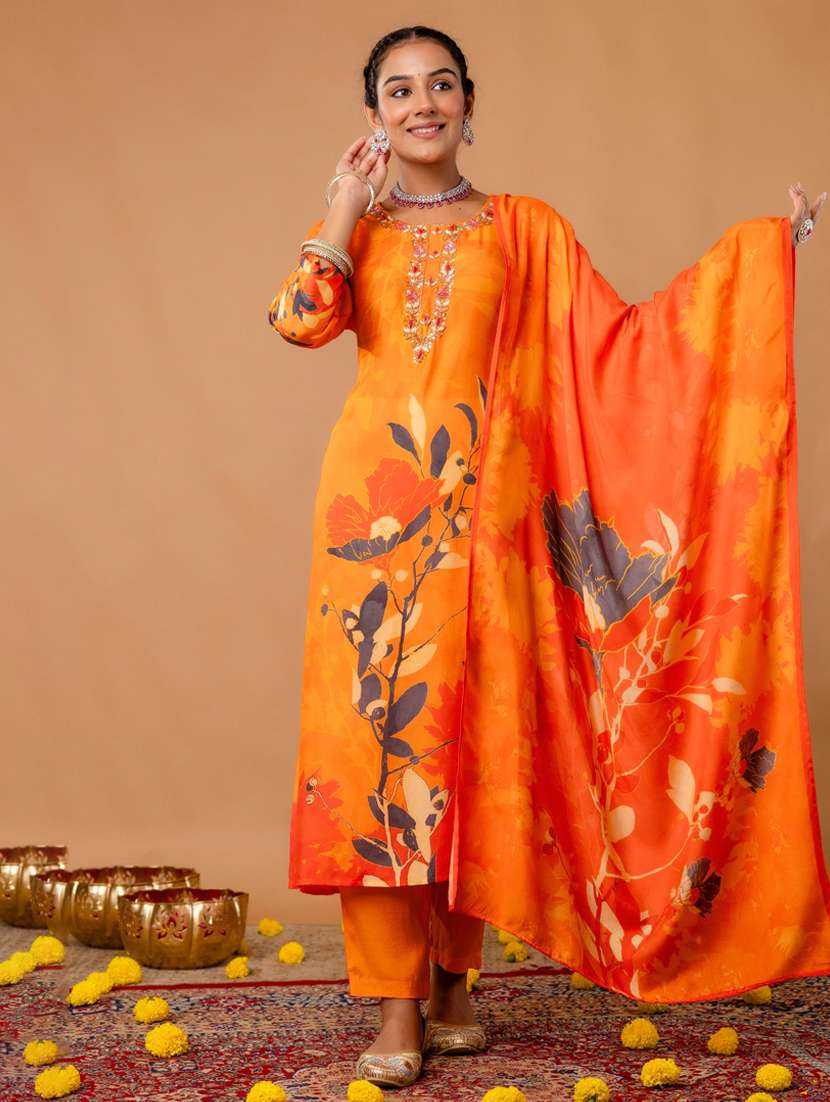 women floral three quarter sleeve kurta pant with dupatta set