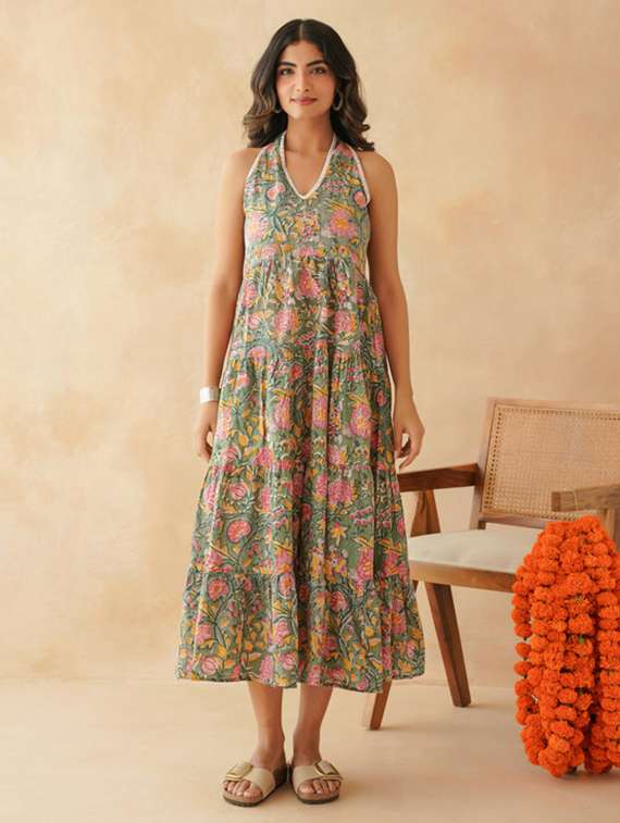 women floral print sleeveless tiered dress