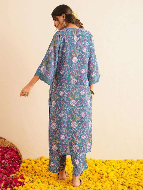 women floral three quarter sleeve kurta palazzo set - 22147249 -  Standard Image - 3