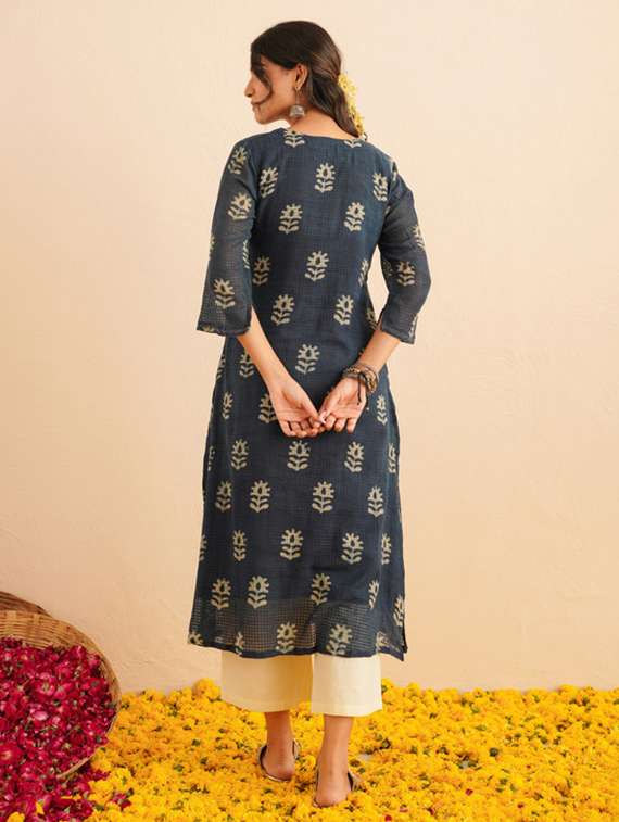 women floral three quarter sleeve kurta palazzo set - 22147252 -  Standard Image - 3
