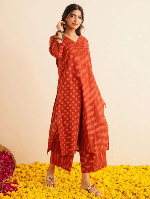 women polka dot three quarter sleeve kurta palazzo set