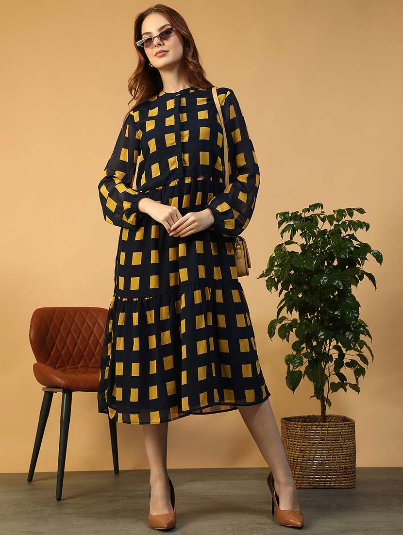 women checkered puff sleeve tiered dress