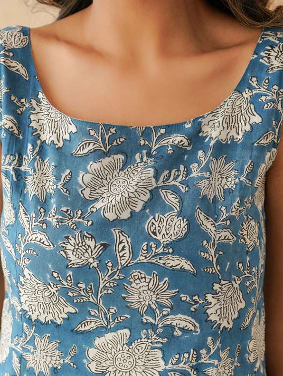 women floral printed sleeveless straight kurti - 22147733 -  Standard Image - 5